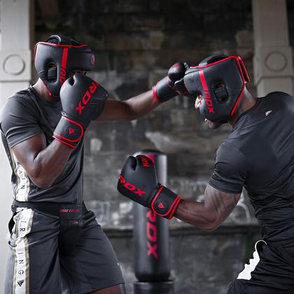 Imagem de Capacete de boxe da série RDX Kara para MMA, Muay Thai e Kickboxing