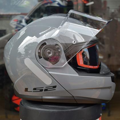 Imagem de Capacete Ls2 Strobe 2 FF908 Cinza Robocop Escamoteável Moto