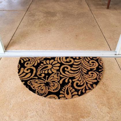 Imagem de Capacho Meia Lua Fibra De Coco Base PVC 60x33cm - Komeco