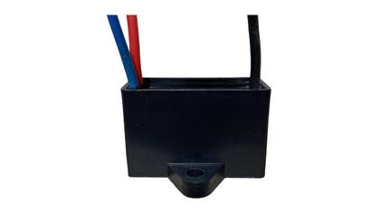 Imagem de Capacitor Quadrado 3 Fios 1,3+2,7uf 250vac Para Ventilador