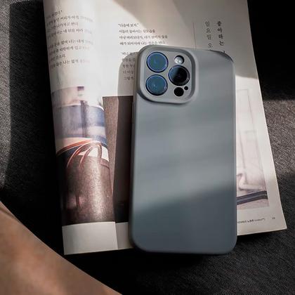 Imagem de Capinha Compatível com iPhone 16 Pro Silicone com interior aveludado Novidade