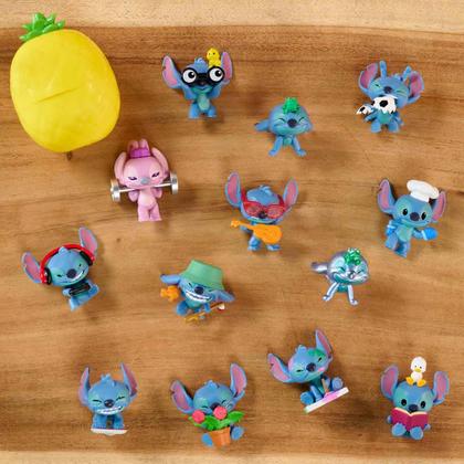 Imagem de Cápsula Abacaxi com Mini Figura Surpresa do Stitch - Stitch