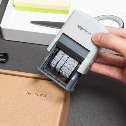 Imagem de Carimbo de data com tinta automática Amazon Basics Retangular