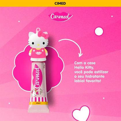 Imagem de Carmed Hidratante Labial Hello Kitty Sabor Torta de Maçã 10g com Case Boneca Chaveiro