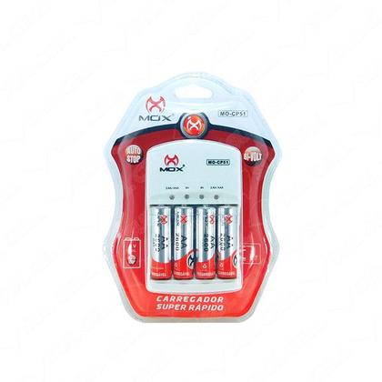 Imagem de Carregador Bivolt Auto Stop Carrega Pilhas Médias AA e Pilhas Palito AAA + 4 Pilhas AA