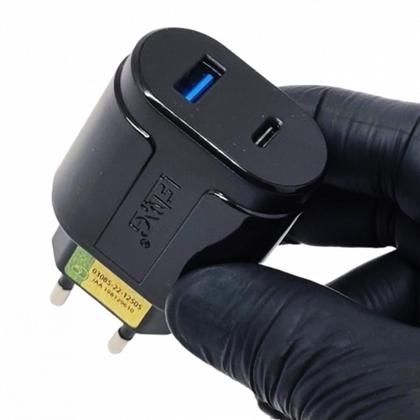 Imagem de Carregador Lehmox Carga Rápida 30W Compativel Para  Moto E5, E5 Play Go e E5 Plus - LE1MICRO