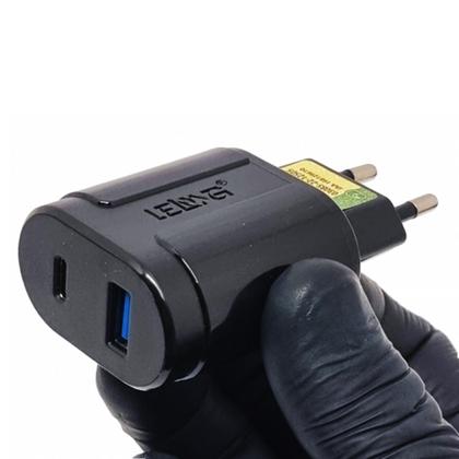 Imagem de Carregador Lehmox Carga Rápida 30W Compativel Para  Moto E5, E5 Play Go e E5 Plus - LE1MICRO