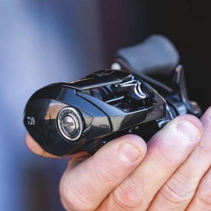 Imagem de Carretilha Daiwa Tatula SV TW70 Destro