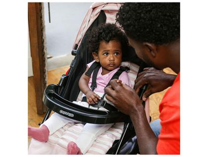 Imagem de Carrinho de Bebê com Bebê Conforto Cosco Kids Toffy Duo 3 Rodas 0 a 15kg