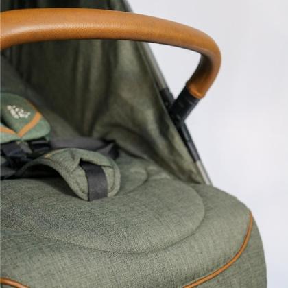 Carrinho de Bebê Combo Parcel Verde Pine com Bebê Conforto I-snug Shale Joie Imagem de Carrinho de Bebê Combo Parcel Verde Pine com Bebê Conforto I-snug Shale Joie