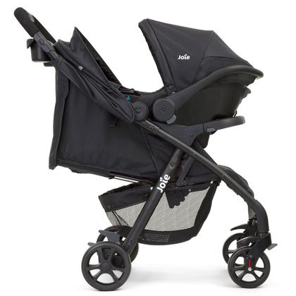 Imagem de Carrinho de Bebê Joie Muze lx Berço Passeio com Bebê Conforto Juva Travel System Reclinável Leve Compacto Dobrável 15 Kg Preto Coal Fecha Com Uma Mão