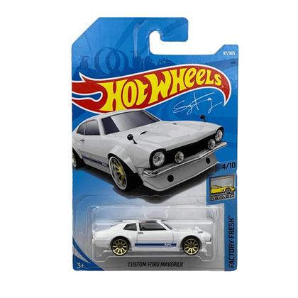 Carrinho Hotwheels Custom Ford Maverick Branco Factory Fresh