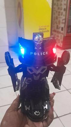 Imagem de Carrinho Super Robô Policia Transformes Com Luzes Som Bate e Volta - Envio Imediato