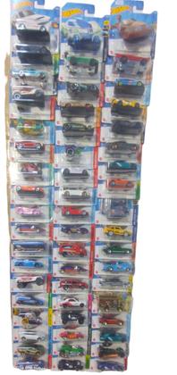 Carros - Hot Wheels - Sortimento MATTEL - Carrinhos de Brinquedo