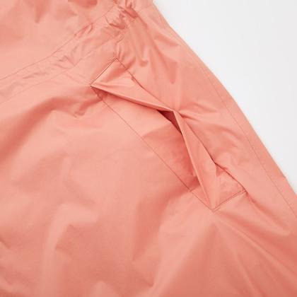 Imagem de Casaco Blocktech Impermeável e Corta Vento Com Capuz Uniqlo