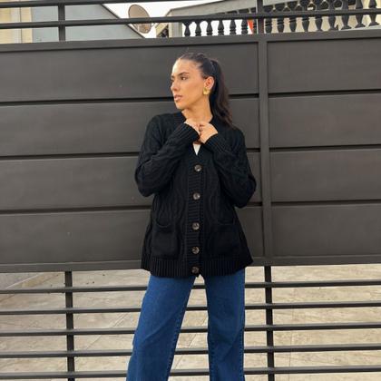 Imagem de Casaco Trançado com Bolso em Tricot