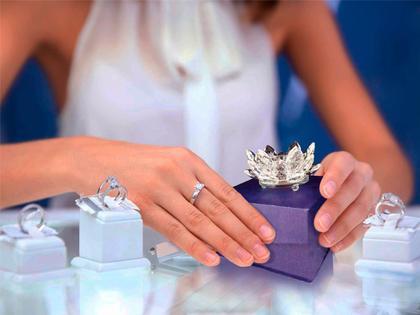 Imagem de Castiçal de Vidro - Flor de Lotus