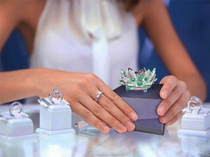 Imagem de Castiçal de Vidro - Flor de Lotus