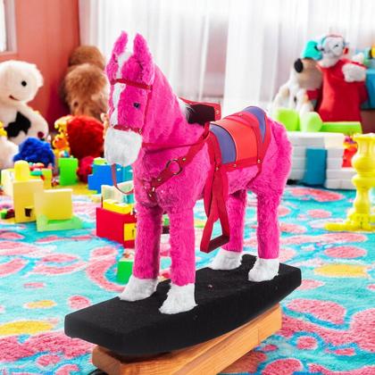 Imagem de Cavalinho de Balanço Sustentável  Pelúcia Macia e Estrutura Reforçada