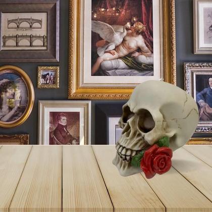 Imagem de Caveira Decorativo Para Decoração Crânio Enfeite Rosas Grande Skull Halloween Esqueleto de Resina