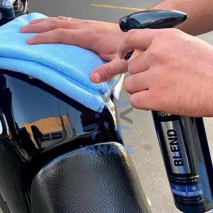 Imagem de Cera Liquida Para Carro Preto Brilho Proteção Blend Black Spray Vonixx
