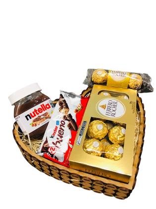 Imagem de Cesta Coração Presente Chocolate Kinder, Nutella Ferrero