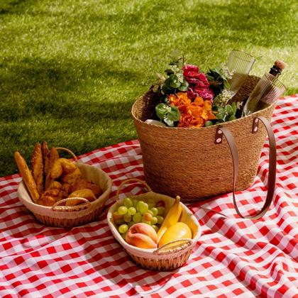 Imagem de Cesta para pão de rattan oval com Forro em Tecido 30,5cm