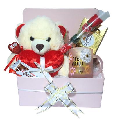 Imagem de Cesta Presente Mãe Romântica Dia das Mães com Urso, Flor, Caneca e Bombons