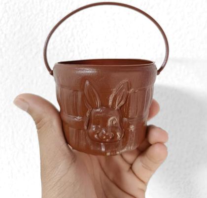 Imagem de Cestinha para Chocolates e Doces de Páscoa com Alça Pequena