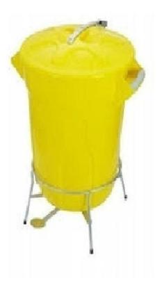Imagem de Cesto Lixeira Plástico Pedal Com Armação Em Aço 60 Litros