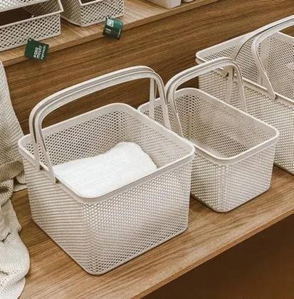 Imagem de Cesto Quadrado Línea Com Alça Em Plástico Creme 27x27x20cm - Paramount