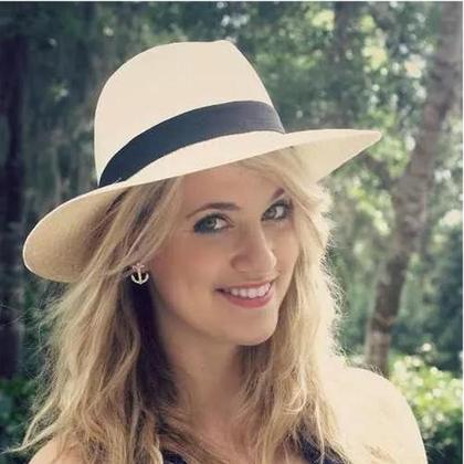 Imagem de Chapéu Importado Tipo Panamá Fedora Com Pingente Feito A Mão