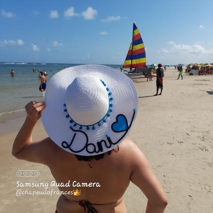 Imagem de Chapéu personalizado coração com nome levinho fotografia acessório viagem viseira sol férias verão