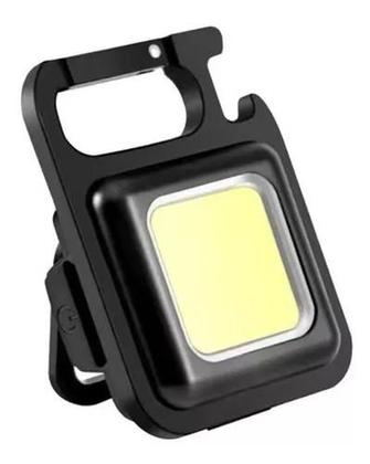 Imagem de Charme Portátil: Mini Lanterna Glare Cob no Chaveiro - Preto Notável, Cor da Luz Branco!