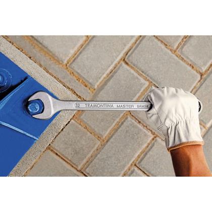 Imagem de Chave Combinada 17 mm com Pescoço Tramontina com Corpo Forjado em Aço Especial Cromado