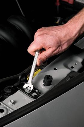 Imagem de Chave Combinada com Catraca 17 mm Tramontina PRO