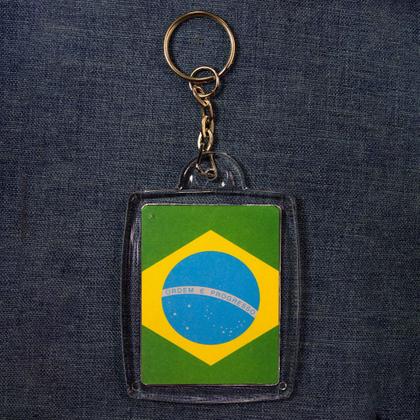 Imagem de Chaveiro Bandeira Brasil 4x5cm Personalizado Com 12 Unidades