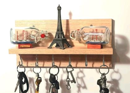 Imagem de Chaveiro em MDF, várias cores, com 6 Porta Chaves e Suporte Multiuso