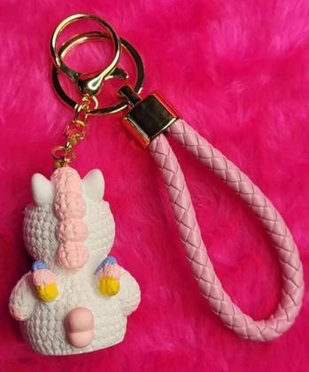 Imagem de Chaveiro Emborrachado Pingentes Com Faixa de Mão e Gancho Modelos Variados