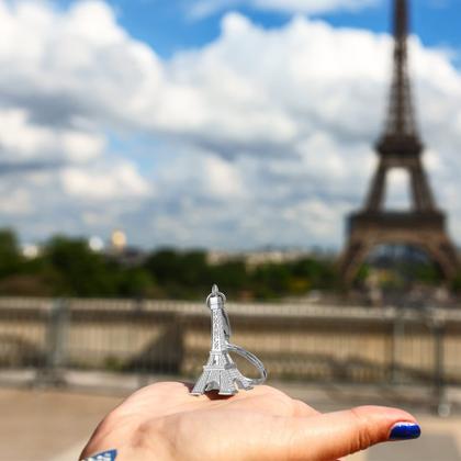 Imagem de Chaveiro Fumete Eiffel Tower 80 peças em prata francesa retrô