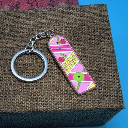 Imagem de Chaveiro Hoverboard Marty McFly De Volta Ao Futuro - Presente Para Fãs De Filmes Sci-Fi