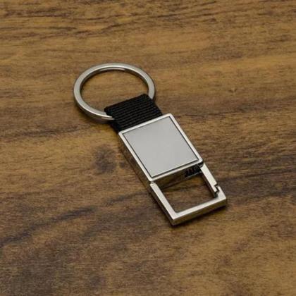 Imagem de Chaveiro Para Nissan Mosquetão Metal Fosco - N