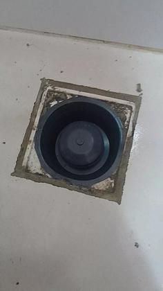 Imagem de Chega de Mau cheiro nos ralos da sua casa, use nosso  Adaptador para 10cm que assim não terá mais aquele ODOR Chato