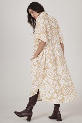 Imagem de Chemise Midi Botões Mostarda Estampado Yacamim L6