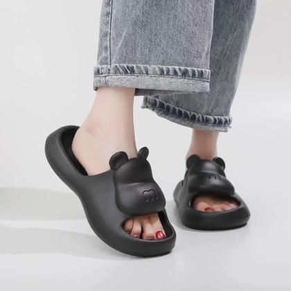 Imagem de Chinelo Feminino Antiderrapante com Ursinho - Ideal para Banheiro e Casa