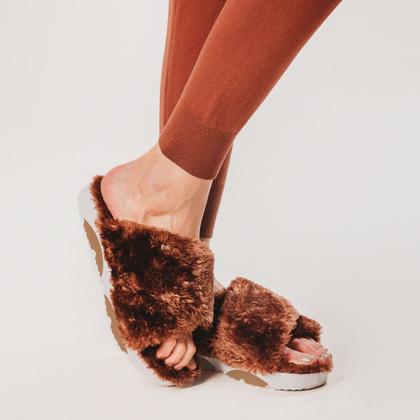 Imagem de Chinelo Feminino Crossed Strips Lã Premium Ref.: 22701C