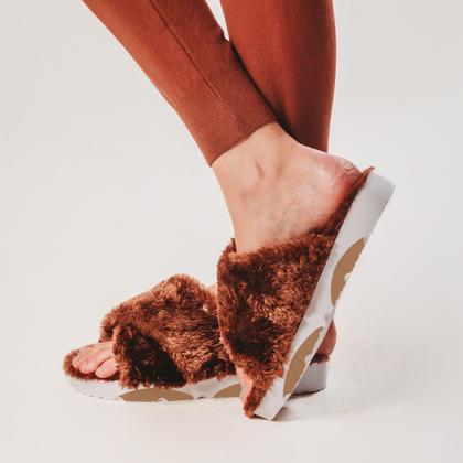 Imagem de Chinelo Feminino Crossed Strips Lã Premium Ref.: 22701C