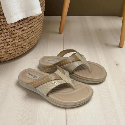 Imagem de Chinelo Feminino em Couro Flatform Conforto de Dedo Pegada