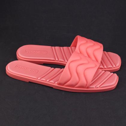 Imagem de Chinelo feminino Moleca 5471.206 slip on camurça ondas