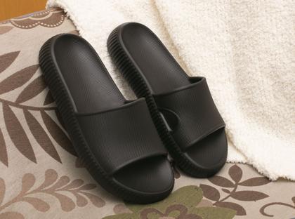 Imagem de Chinelo Nuvem Feminino Ortopedico Ergonometrico Slide Preto